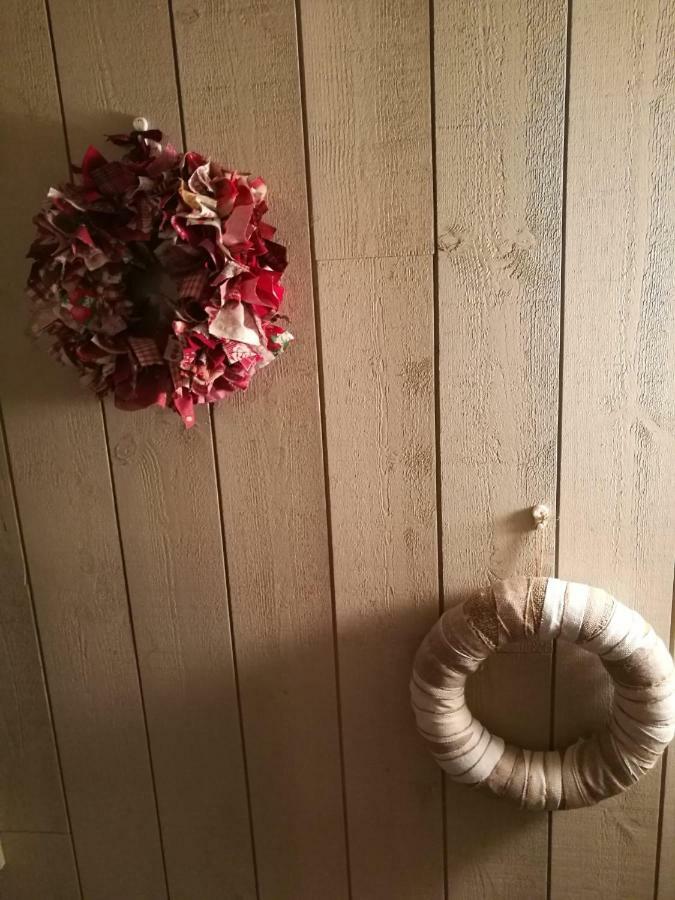 Aux Coeurs De L'Atelier Hotel Menars Bagian luar foto